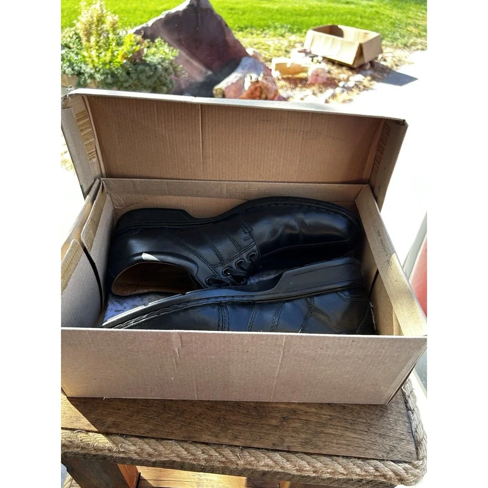 Clarks Touareg Vibe Mens 11 M Black Leather Oxford Comfort Dress Shoes Box